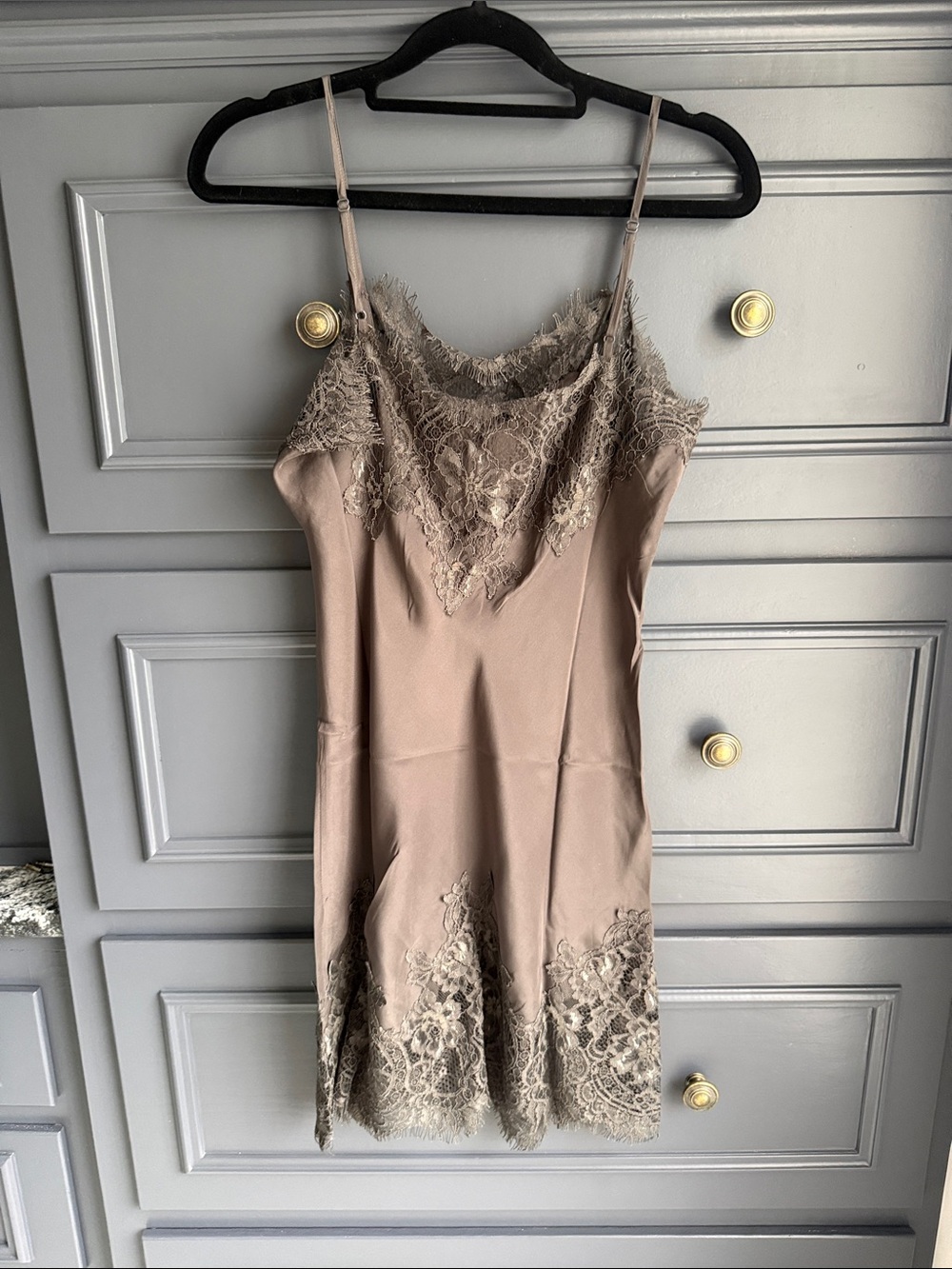 Gold Hawk pewter long 💯 silk slip dress - Picture 3 of 7